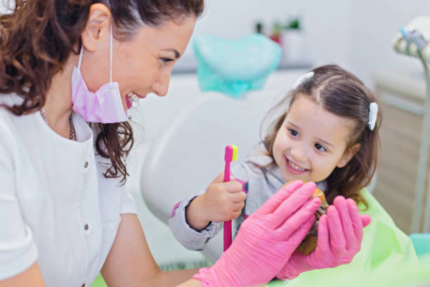 Best Tooth Extraction  in Girard, OH